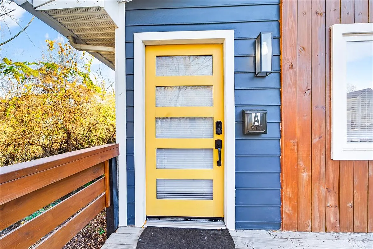 2 bed, $1,850 — Photo 2