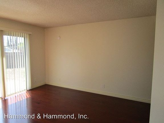 5th image of 3519 Spanish Gate Dr