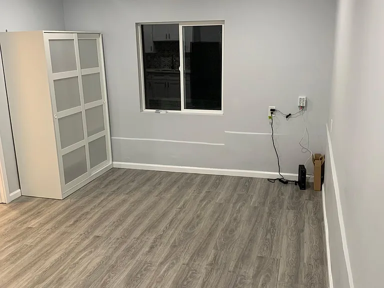 2810 Budau Ave — Photo 5
