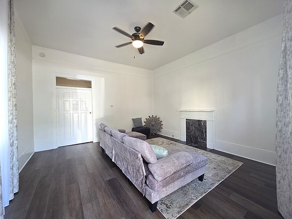 4th image of 318 Lavoisier St