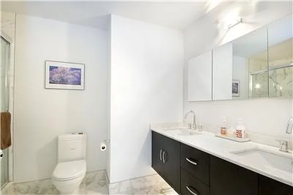 Sold by Warburg | media 17