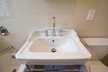 Rented by Charles Coutinho LLC