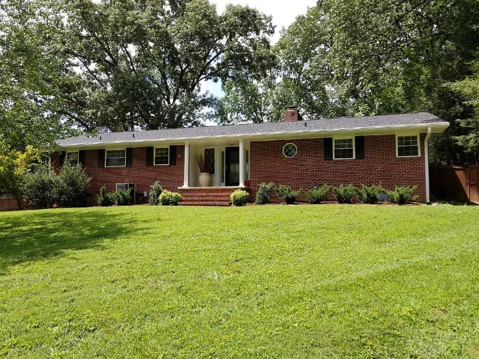 1st image of 6821 Haverhill Dr