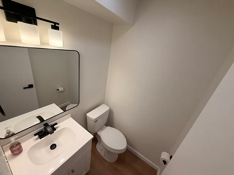 1884 Willoway Cir S — Photo 4