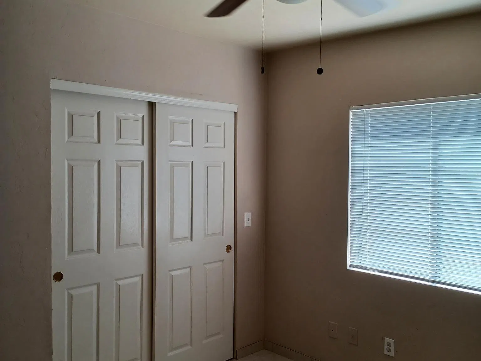 340 E Lee St — Photo 2