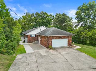 12524 Midland Trail Rd, Ashland, KY 41102