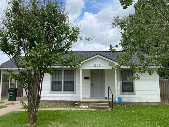 813 McAshan St, Bryan, TX 77803