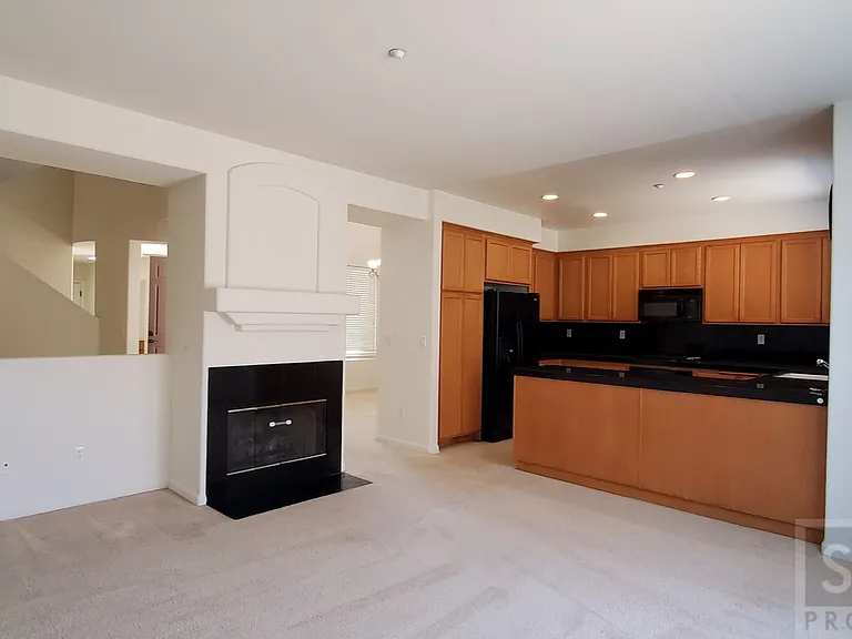 1715 Bilbao Dr — Photo 10