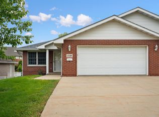 1539 Bies Dr, Dubuque, IA 52002