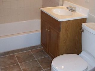 832 Hague Ave, Saint Paul, MN 55104