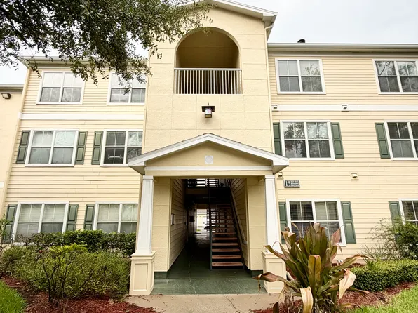 18436 Bridle Club Dr, Tampa, FL 33647