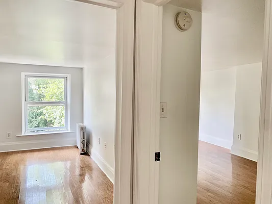 Rented by A P Realty Group NY LTD | media 10