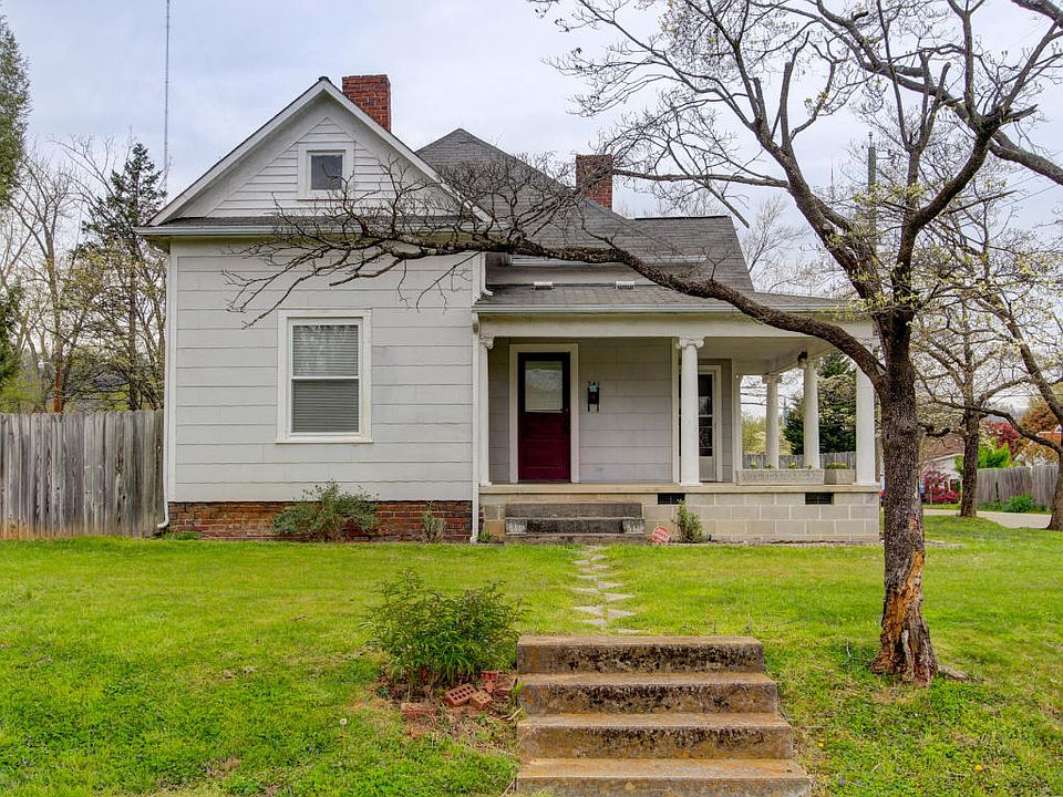 1st image of 741 Banks Ave