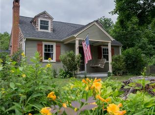 93 Canonchet Rd, Hope Valley, RI 02832