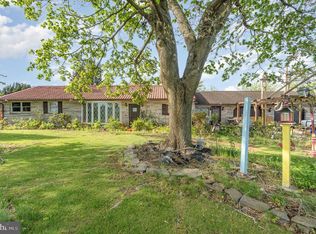 269 Country Club Rd, Carlisle, PA 17015