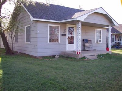 1002 G St, Snyder, OK, 73566