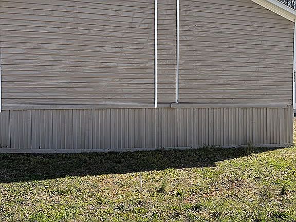 4th image of 250 Malibu Dr