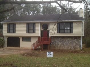 5001 N Redan Cir, Stone Mountain, GA 30088