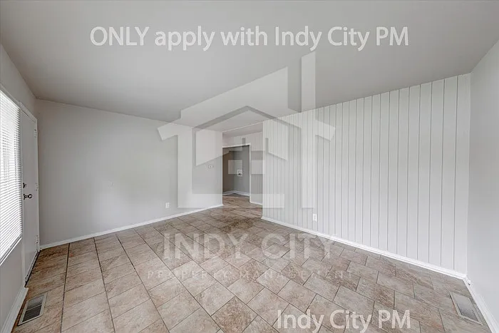 3232 Normandy Rd — Photo 5