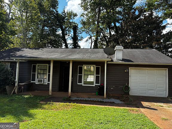 2nd image of 3901 Wood Path Dr