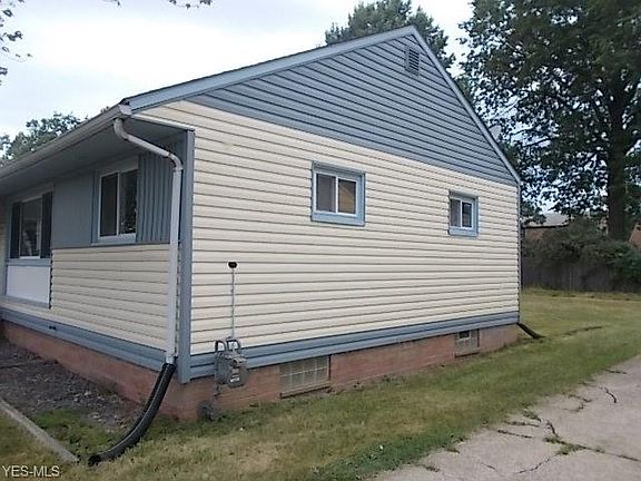 2nd image of 1132 W 30th St