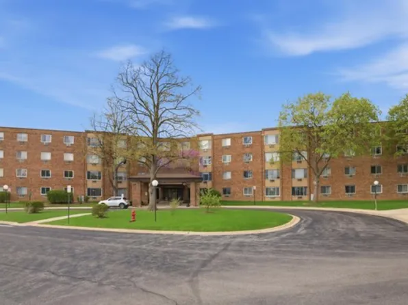 1880 Bonnie Ln, Hoffman Estates, IL