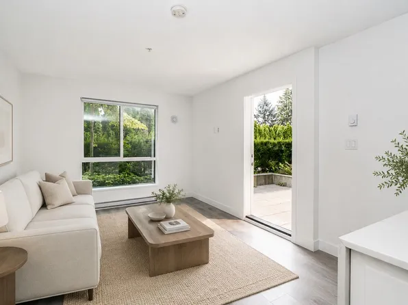 700 Clarke Rd #205, Coquitlam, BC V3J 0K5