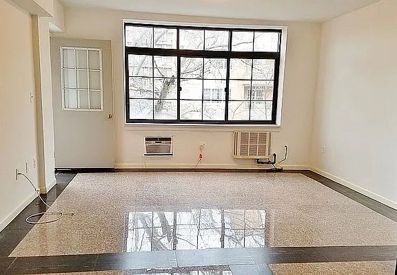 4th image of 2320 30th Dr APT 3A