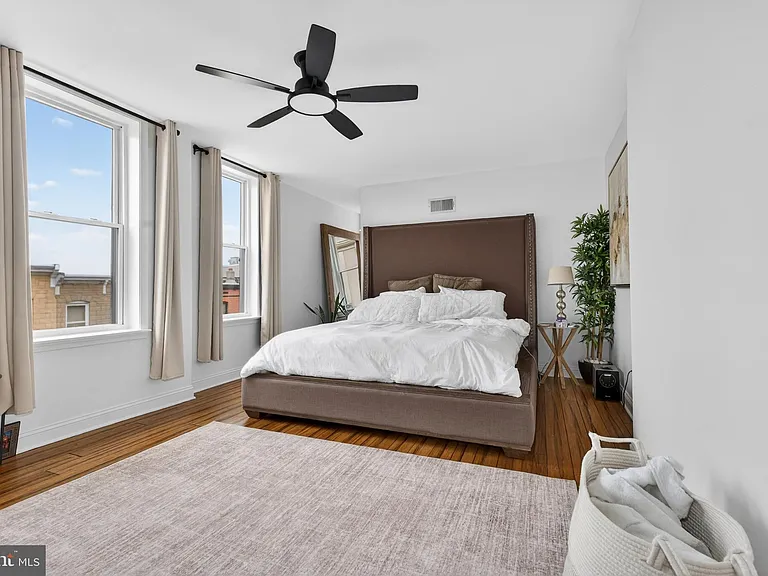 3200 Fleet St — Photo 25