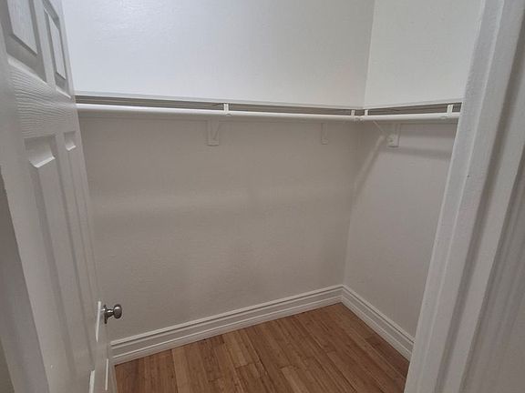 5th image of 1735 W Vernon Ave APT 6