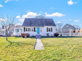 250 Meadowside Rd, Milford, CT 06460