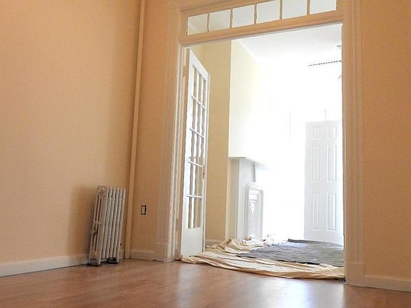 4th image of 82 Newell St APT 2R