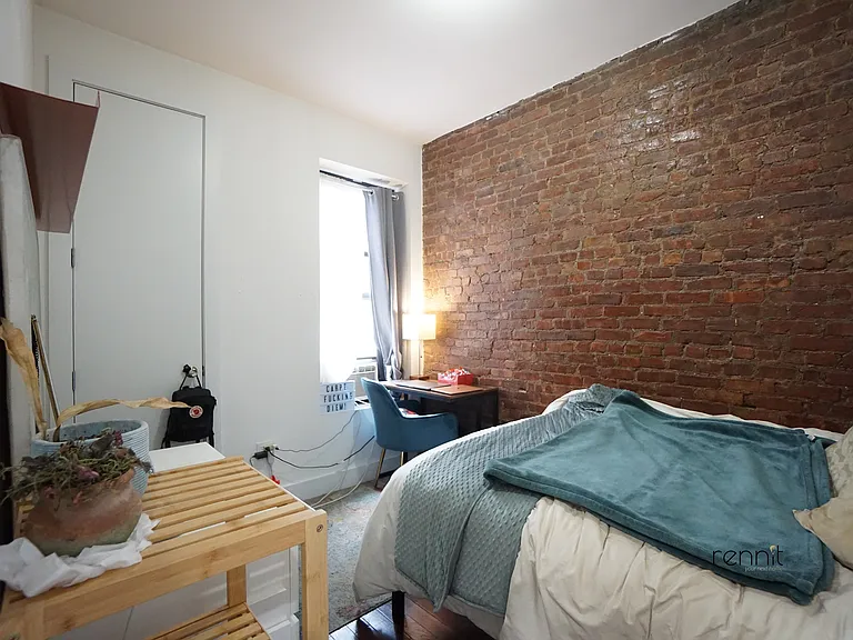 167 Starr St #3R — Photo 13