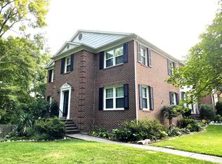 7408 Forest Hunt Ct, Springfield, VA 22153