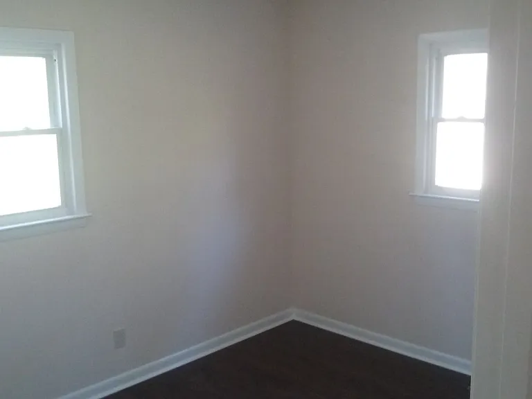 617 McLamb Dr — Photo 4