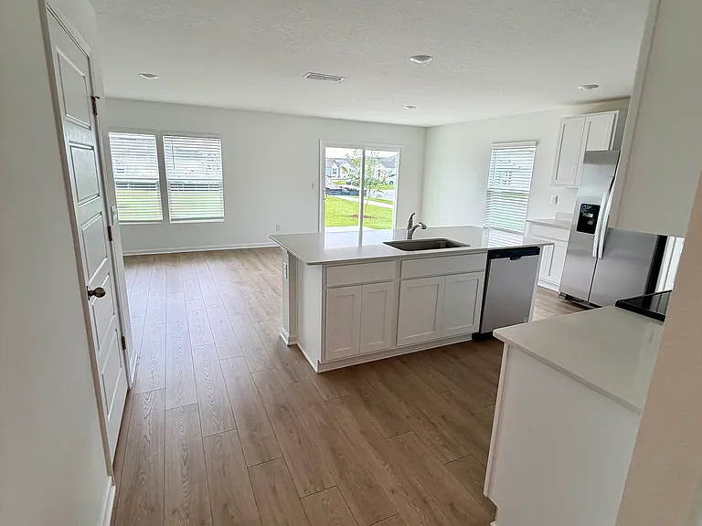 2 Oakleaf Way — Photo 5