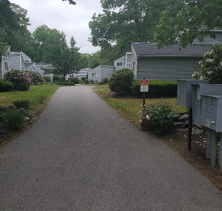 7 Kent Ct #3