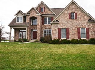 3766 Hearthstone Dr, Zionsville, IN 46077