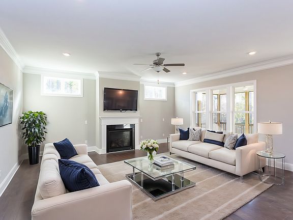 Pinehurst II Family Room - Virtually Staged