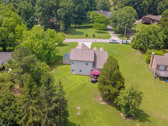 3rd image of 630 Chris Haven Dr
