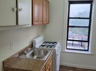 374 E 49th St #E3, Brooklyn, NY 11203