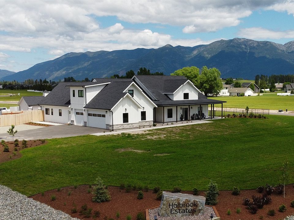 1st image of 415 Charlotte Peak Dr