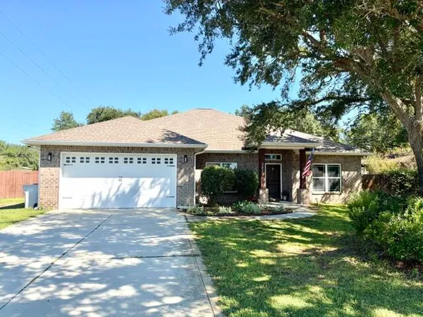 8110 4th St, Navarre, FL 32566