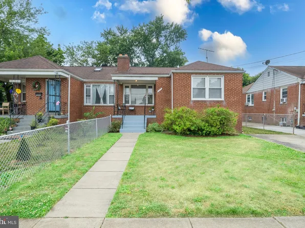 2315 Woodberry St, Hyattsville, MD 20782