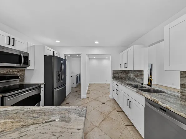 6194 Laurel Lane #C, Tamarac, FL 33319