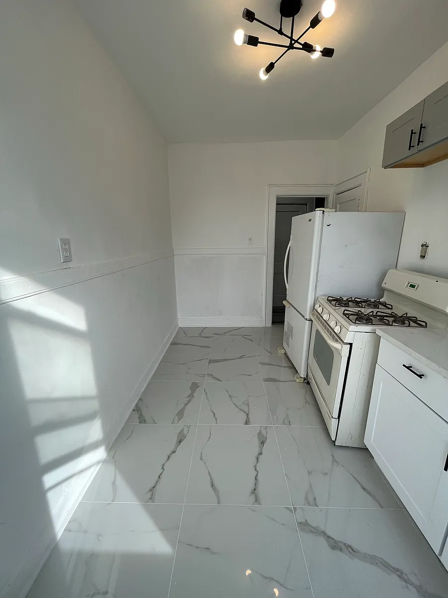 Building Photo - 759 Highland Ave #H14