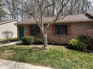 647 Pebble Place Dr APT 6, Delaware, OH 43015