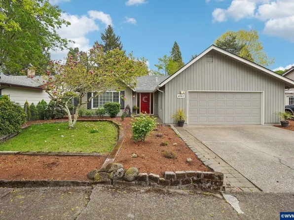 4682 Happy Dr NE, Salem, OR 97305