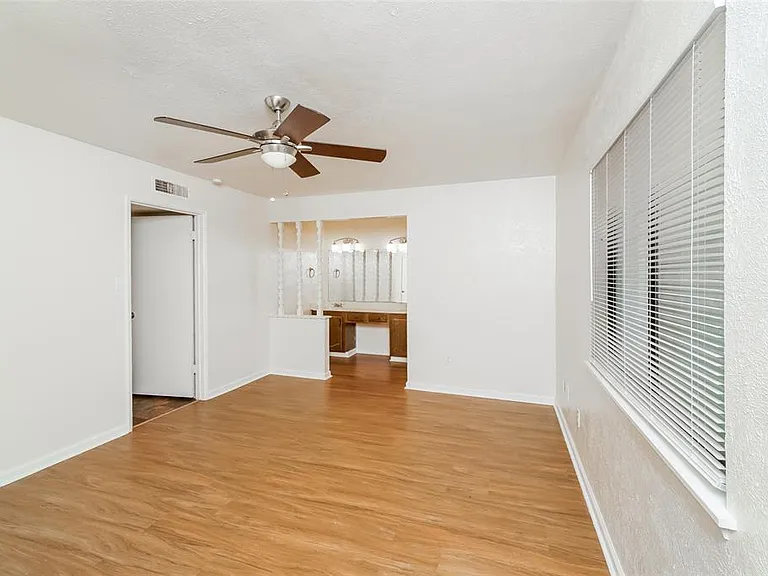 2850 Canary Ln — Photo 25