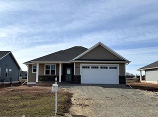 W6549 E Steamboat Ln, Appleton, WI 54915